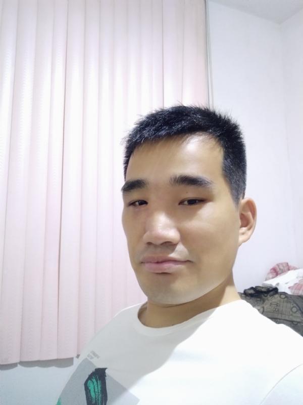 大男孩的第一张照片--厦门相亲网