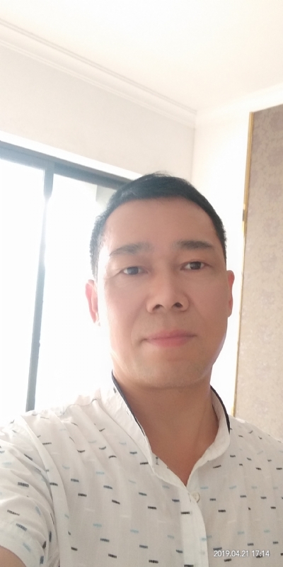 朝望大海的第一张照片--厦门相亲网