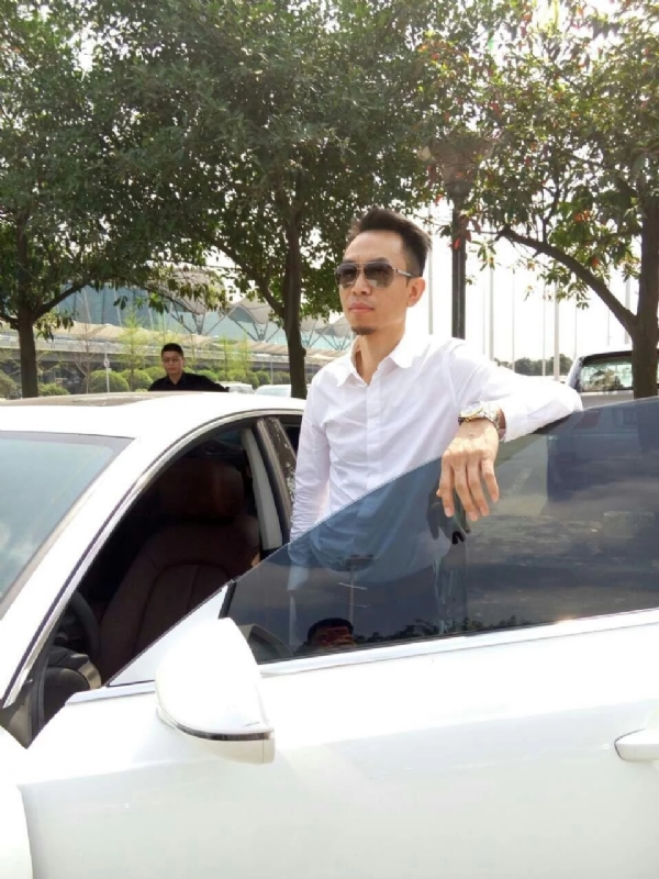 杨岳的第一张照片--厦门相亲网