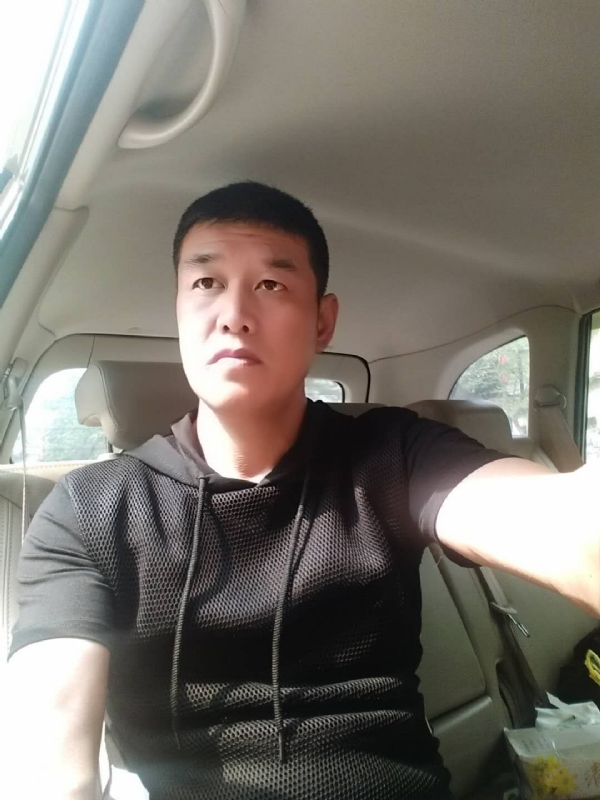 深爱的疯子的第一张照片--厦门相亲网