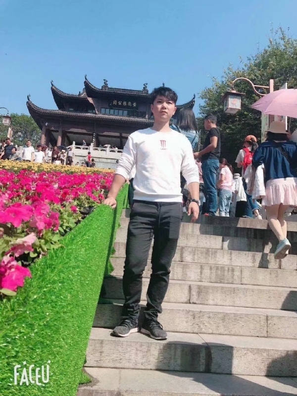 坦然的第二张照片--厦门相亲网