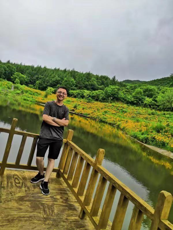 正能量的第三张照片--厦门相亲网