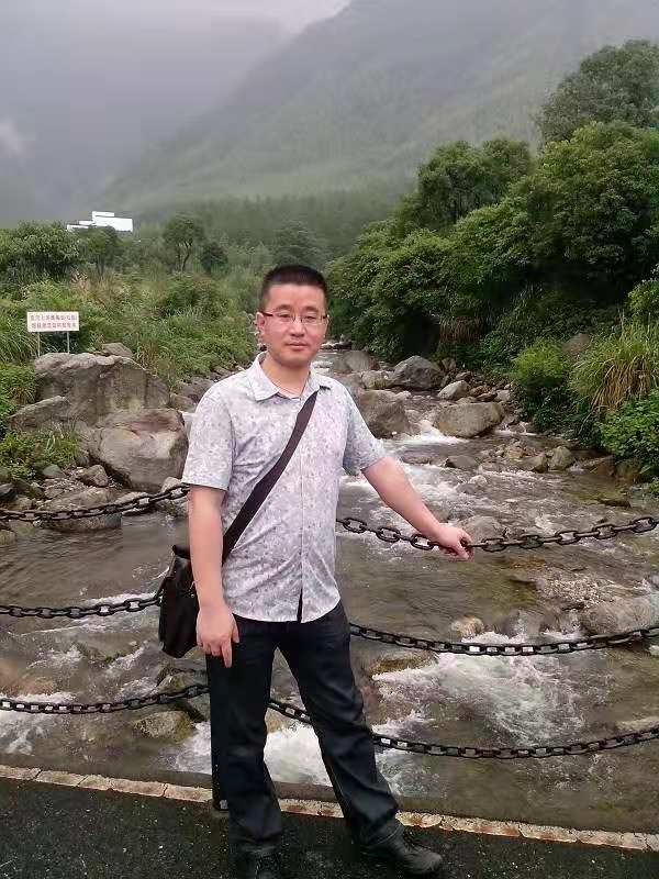 淡定牛魔王的第三张照片--厦门相亲网