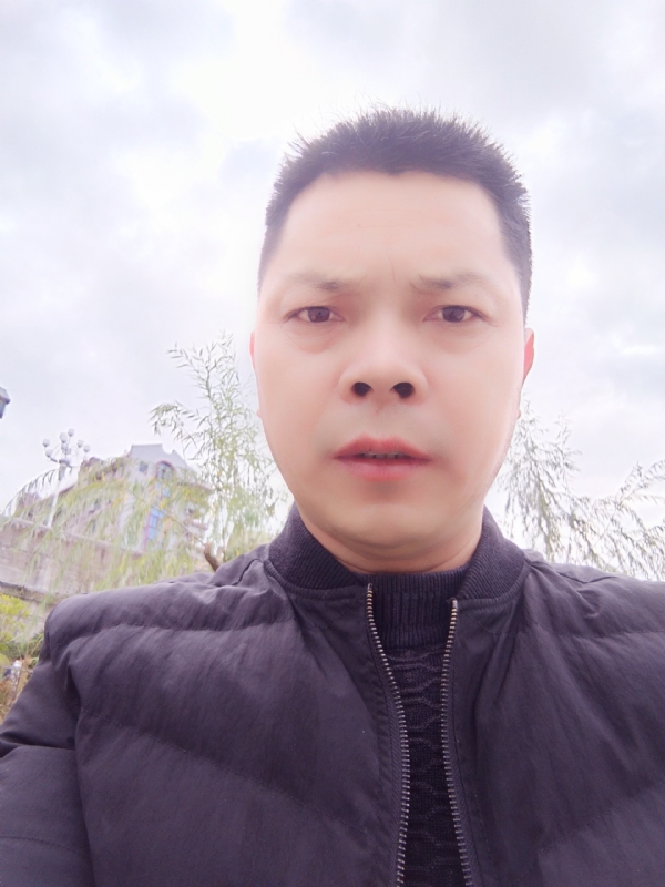 随缘的第一张照片--厦门相亲网