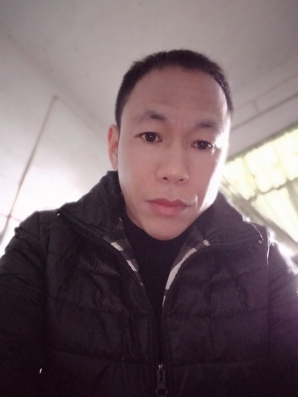 相信真爱的第一张照片--厦门相亲网