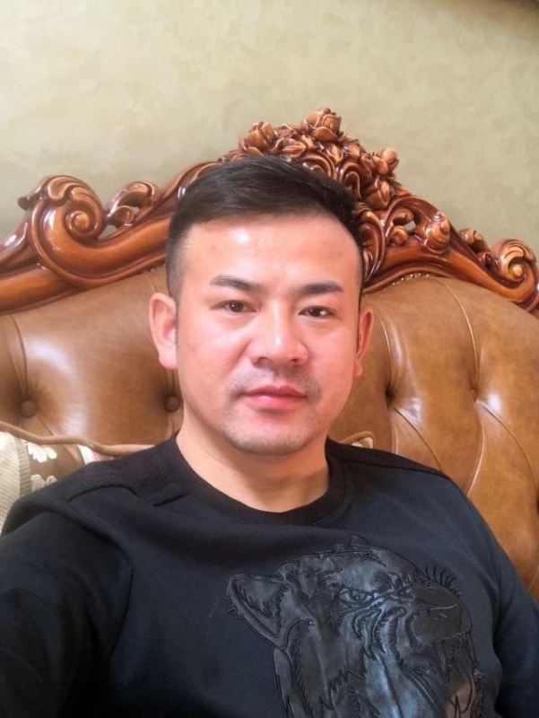 治国的第一张照片--厦门相亲网