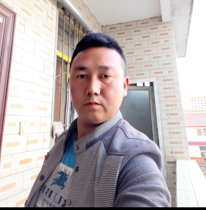 帅帅的大叔的第一张照片--厦门相亲网