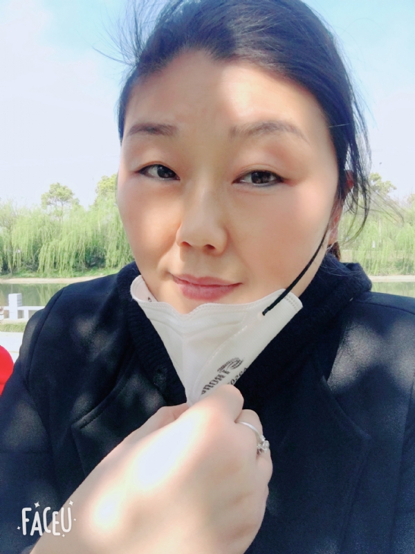 花开半夏的第一张照片--厦门相亲网