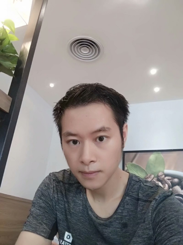期待缘分的第一张照片--厦门相亲网