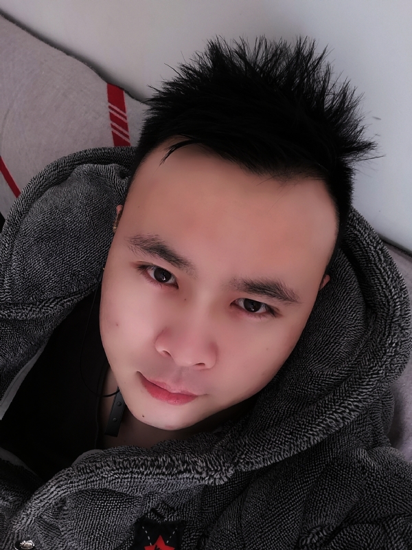 明明的第一张照片--厦门相亲网