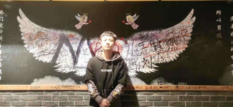 水彩画师的第一张照片--厦门相亲网