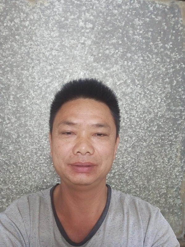 白茫茫的第一张照片--厦门相亲网