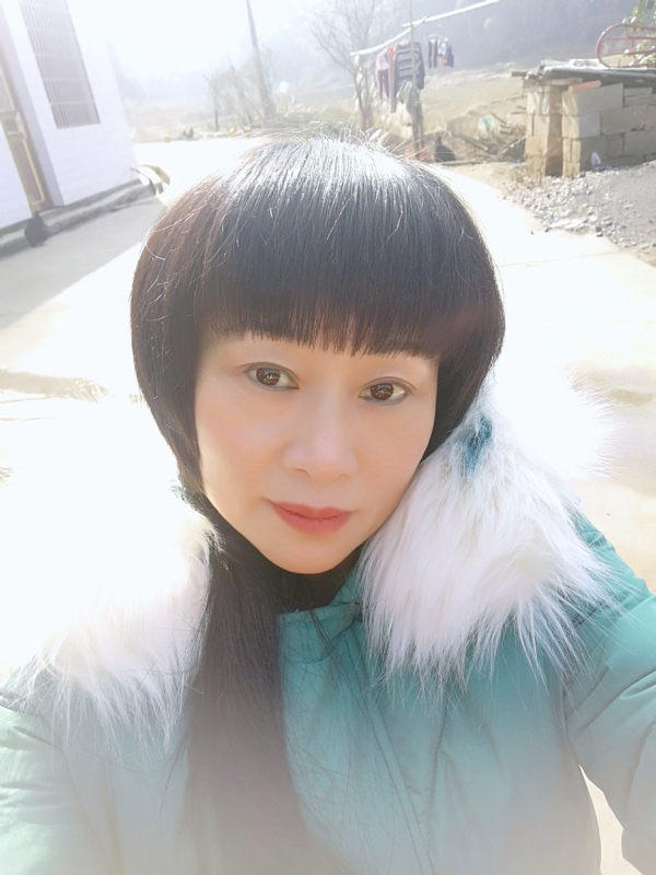 金鱼儿的第一张照片--厦门相亲网