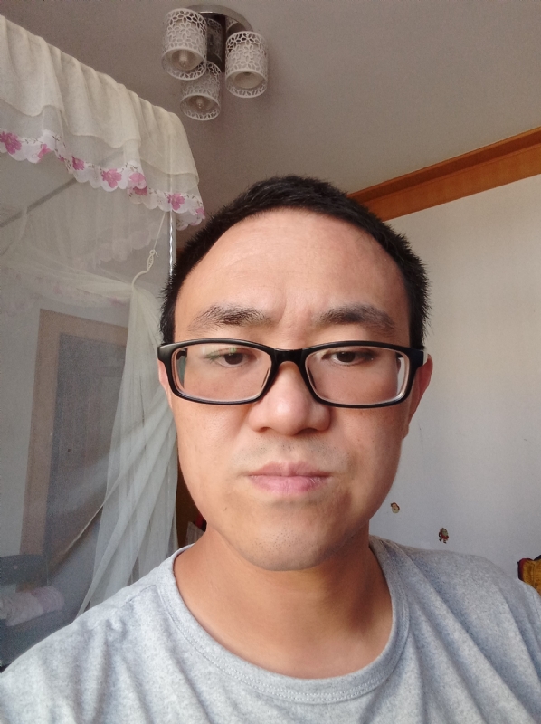 小涨常鸿的第一张照片--厦门相亲网