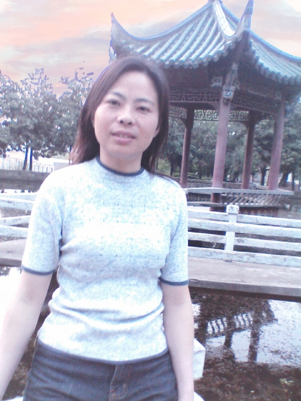 小草的第三张照片--厦门相亲网