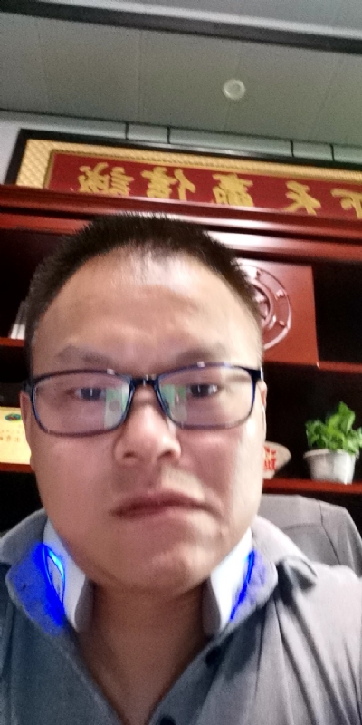 模具工匠的第一张照片--厦门相亲网
