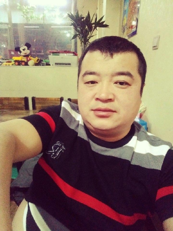 老实人的第一张照片--厦门相亲网