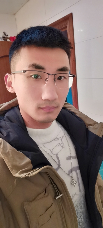 闯红灯吐泡泡的第一张照片--厦门相亲网