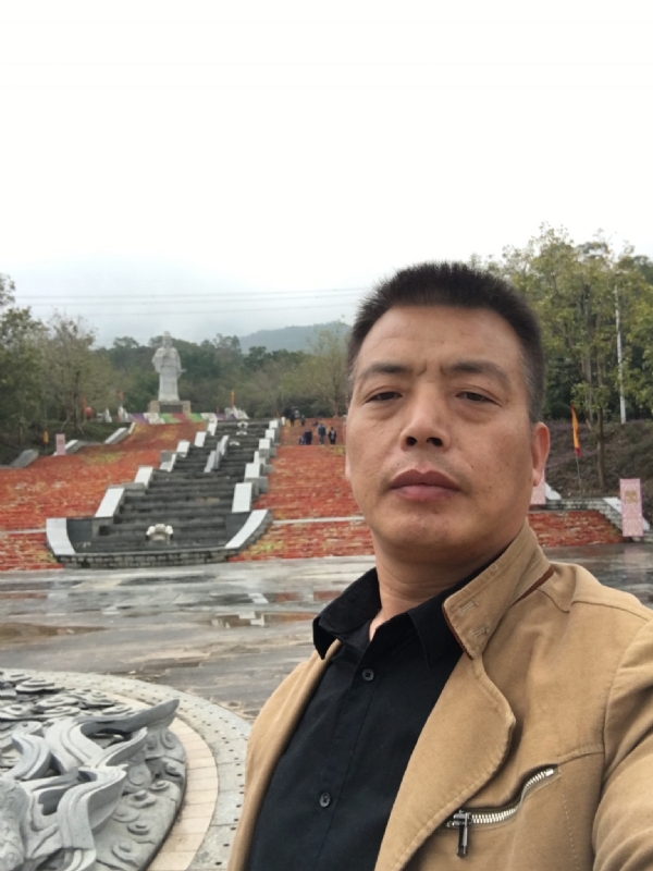 开心的松鼠的第二张照片--厦门相亲网