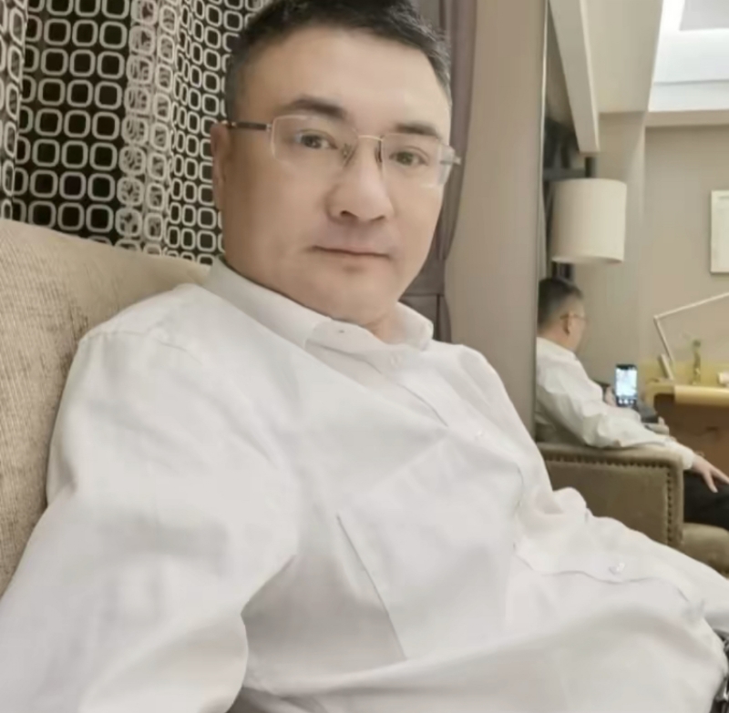 追逐的第二张照片--厦门相亲网