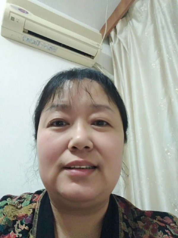 雨中漫步的第一张照片--厦门相亲网
