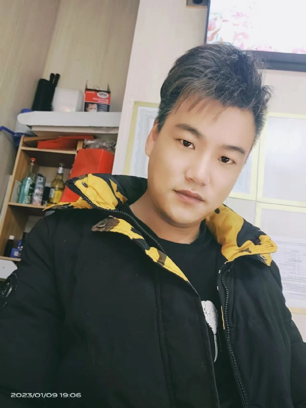 孤酒枕愁眼眠的第二张照片--厦门相亲网