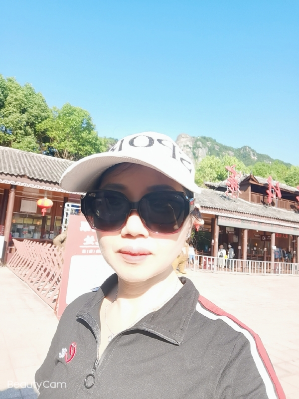 山百合的第一张照片--厦门相亲网