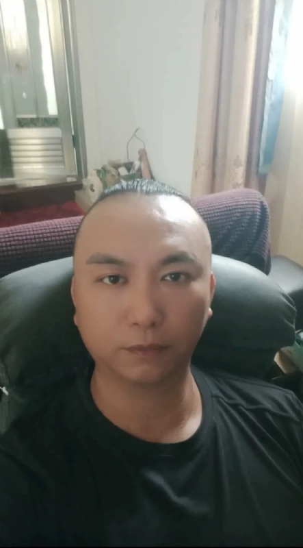 施逸森的第一张照片--厦门相亲网