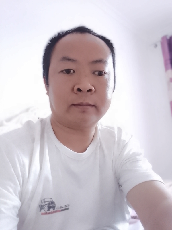 张家小伙子的第四张照片--厦门相亲网