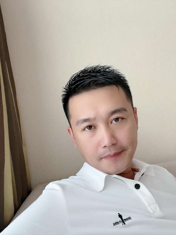 笑望人非的第一张照片--厦门相亲网
