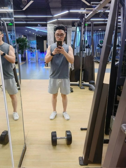 超哥的第二张照片--厦门相亲网