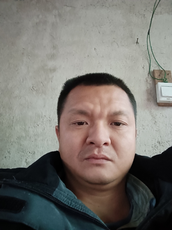 兰成龙的第二张照片--厦门相亲网