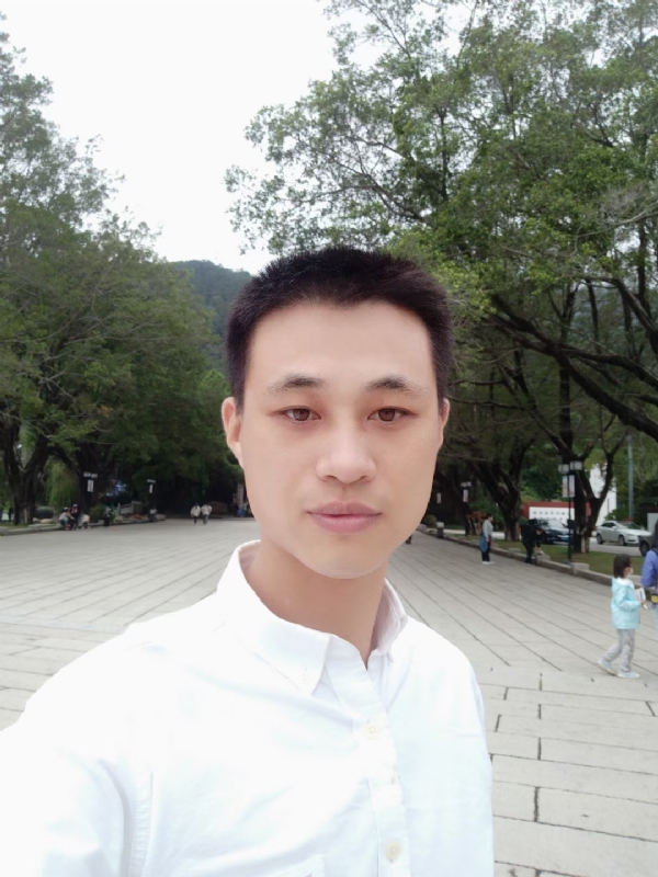 xu的第一张照片--厦门相亲网