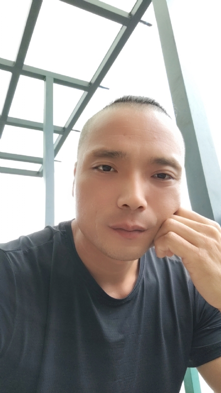 伯爵的第三张照片--厦门相亲网