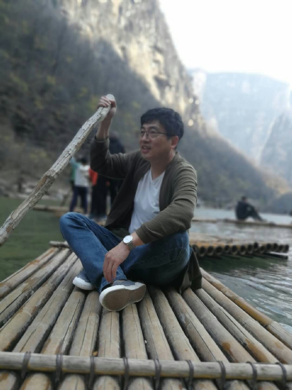风被吹走了的第二张照片--厦门相亲网