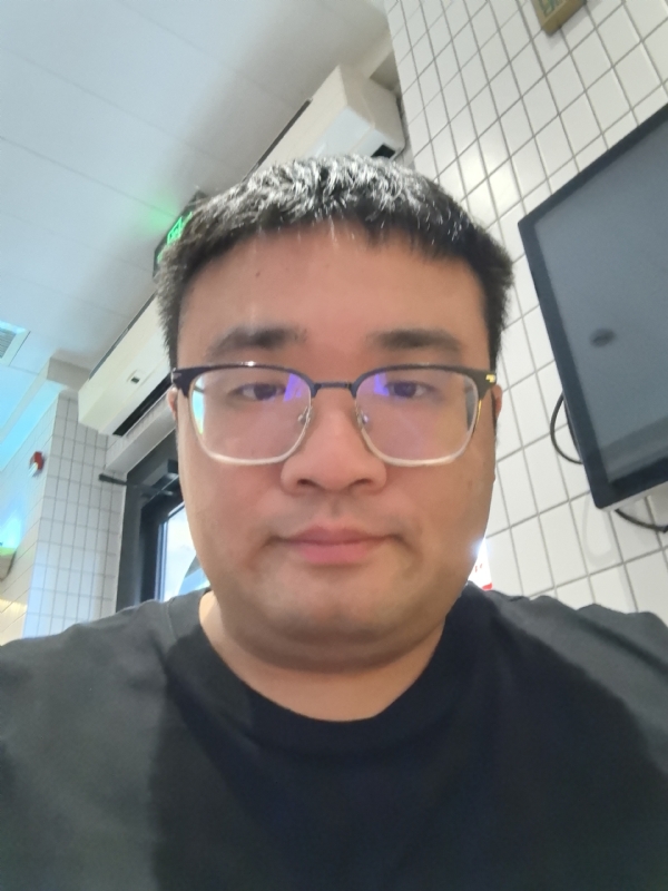 君临天下的第三张照片--厦门相亲网