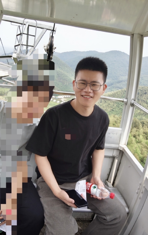 奔奔笨笨的第一张照片--厦门相亲网